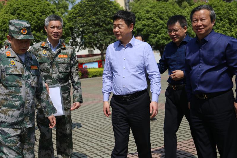 永州市委书记严华深入市人防办视察调研_图片新闻_市人防办_永州市人民政府